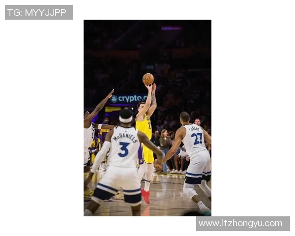 东契奇31+12+9詹姆斯21+11 湖人力擒森林狼 东契奇31+12+9詹姆斯21+11 湖人力擒森林狼