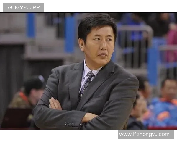 丁伟：一场球打到最后 靠的不是技战术而是精神和团结层面 就是拼