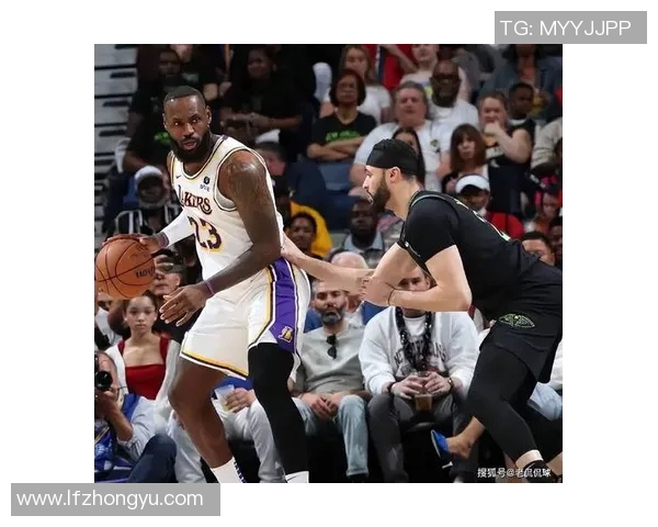 轻松两双！兰德尔送赛季新高14助 另有17分5板&正负值+28